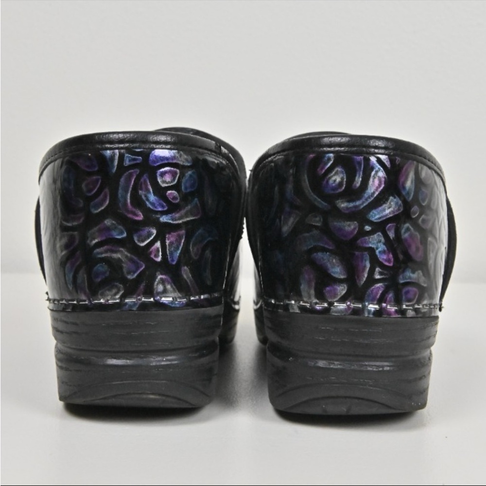 Dansko Professional XP 2.0 Night Rose Patent Leather clogs. - Picture 6 of 8